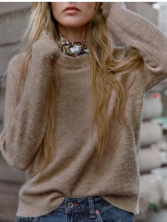 Zara Sweaters - Zara Women's Scoopneck Sweater in Light Brown
